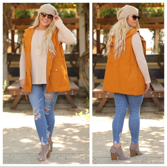 PLUS Mustard Hooded Cargo Vest - Picture 3 of 3